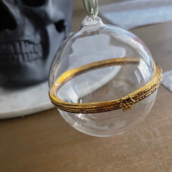 Hinged Smooth Glass Christmas Tree Ornament Hearth & Hand with Magnolia - Picture 4 of 4